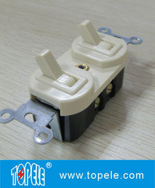 125V 15A / 20A เครื่องรับไฟฟ้าแบบเดียว / เครื่องรับไฟฟ้าแบบสองแบบ GFCI เครื่องเปลี่ยนไฟฟ้าและซ็อต