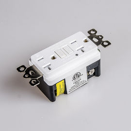 20 แอมเปอร์ Gfci ช่องรับและช่องออก 125 วอลท์ อากาศทนทานตัวชี้ด้วยไฟ LED