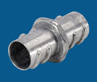 การเชื่อมต่อแบบยืดหยุ่น ท่อยืดหยุ่นและอุปกรณ์ Fittings ซินก Die Cast Screw ในชนิดเชือก