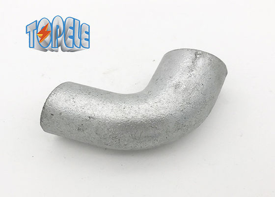 การเชื่อมต่อหญิง BS4568 สายการไฟฟ้า Hot Dip Galvanized ท่อนเหล็กแข็งเอลโค